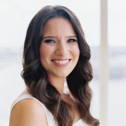Photo of Andrea Fields