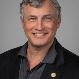 Photo of Eric Schoenberg