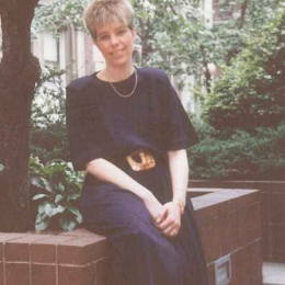 Photo of Lynn Cooper